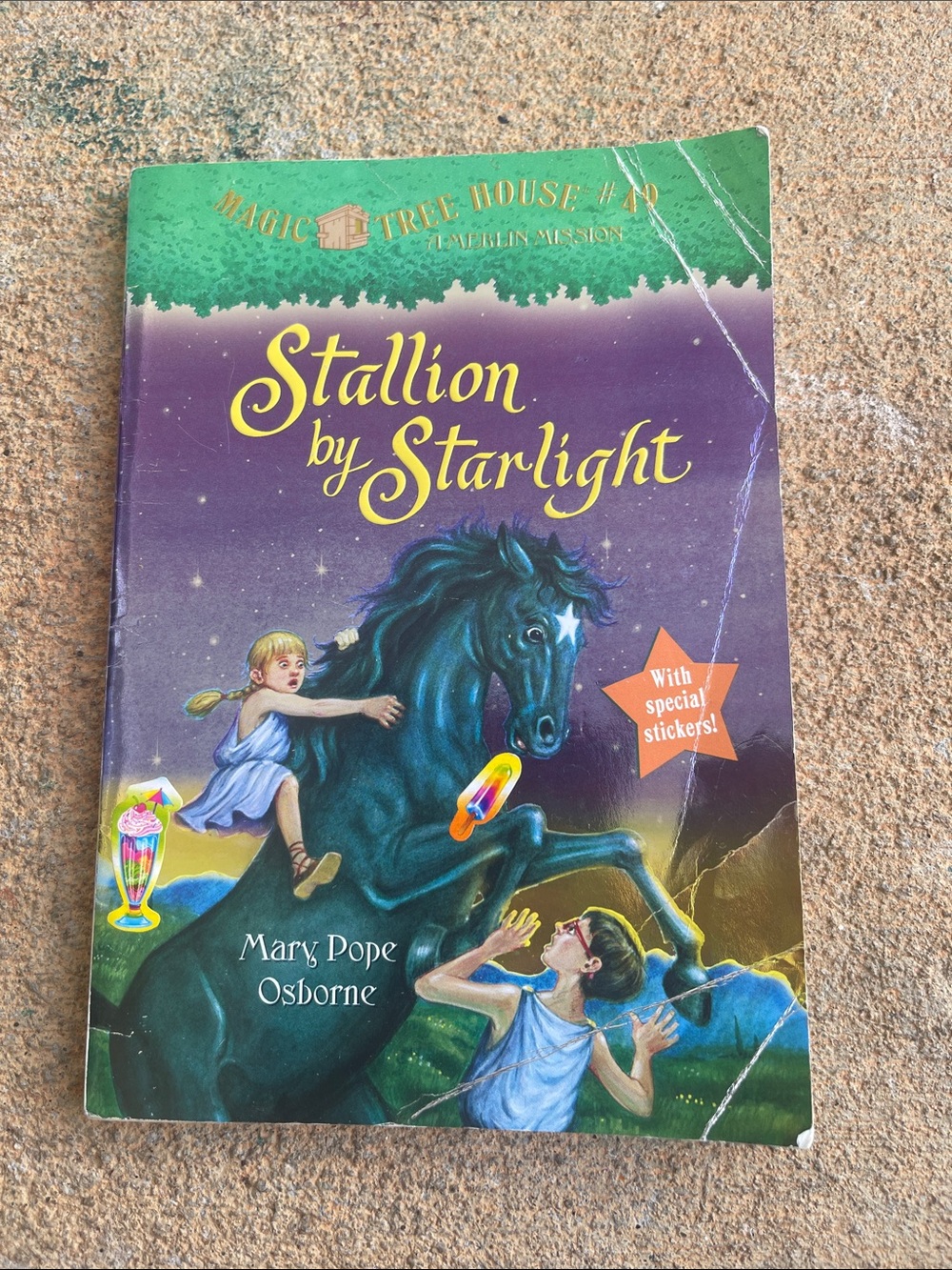 Scholastic Green & Yellow Magic Tree House Back Cover